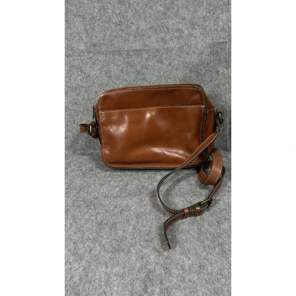 Patricia Nash Heritage Collection Maxela Tan Crossbody Bag Zipper Gold Hardware